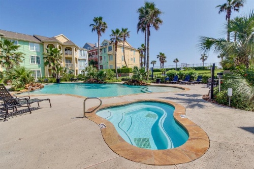 The Dawn Condominiums image 12
